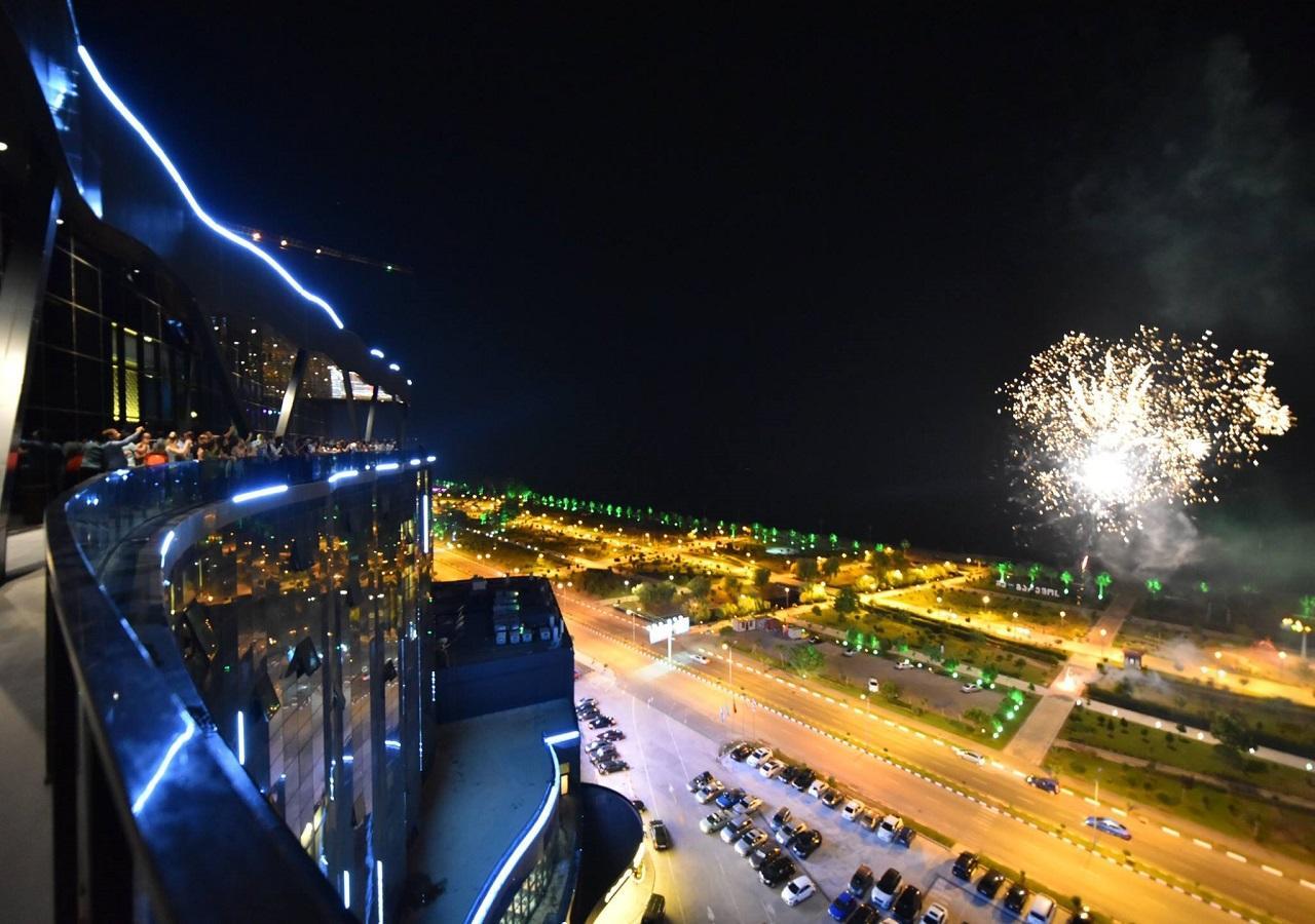 Euphoria Batumi Convention & Casino Hotel Luaran gambar Fireworks at the 2012 Olympics