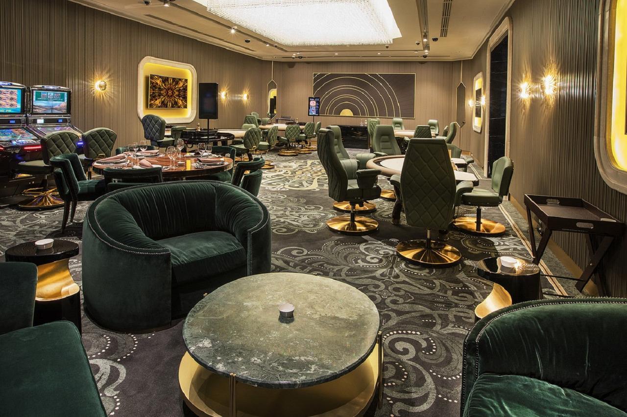 Euphoria Batumi Convention & Casino Hotel Luaran gambar The private lounge at the airport