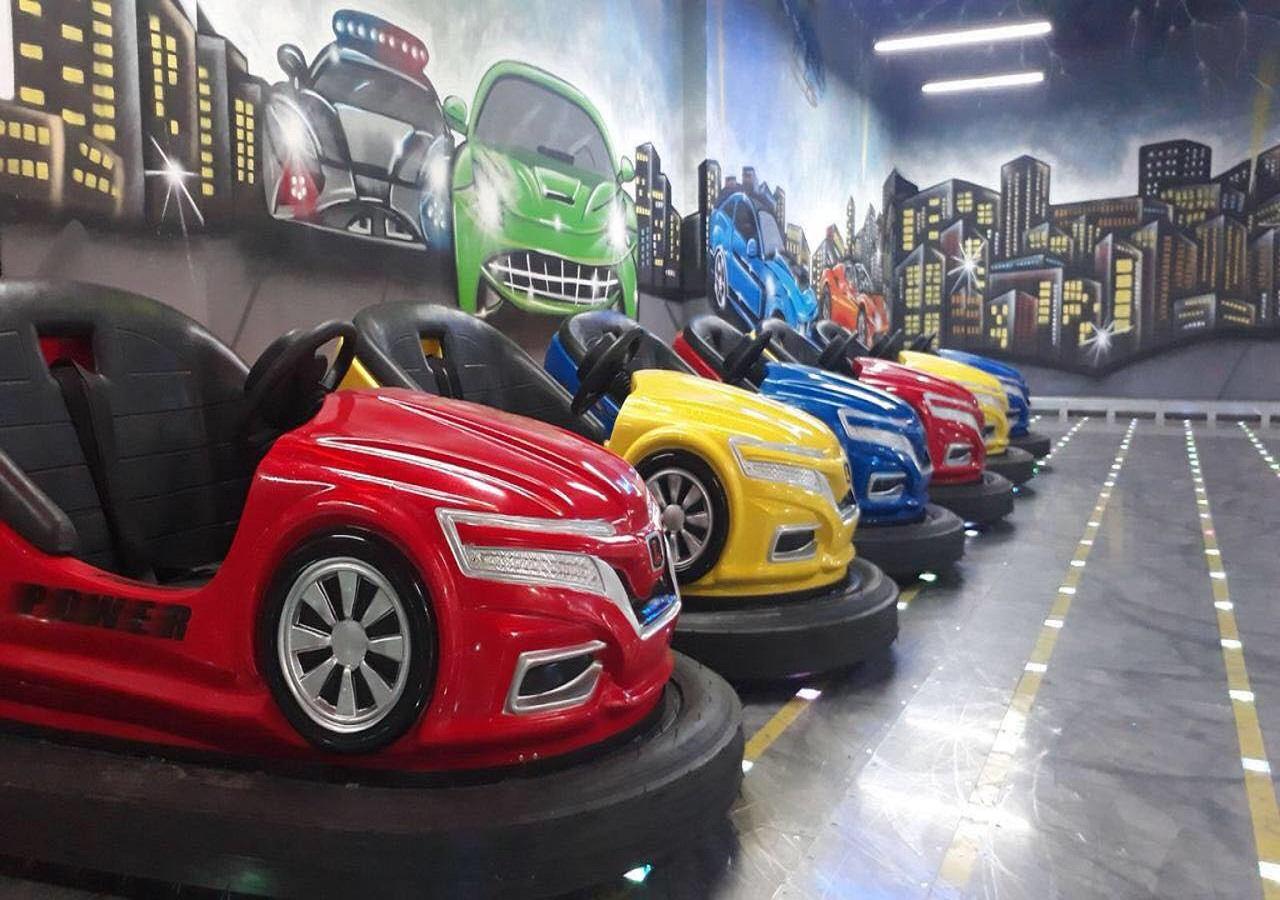 Euphoria Batumi Convention & Casino Hotel Luaran gambar The bumper car track at the centre