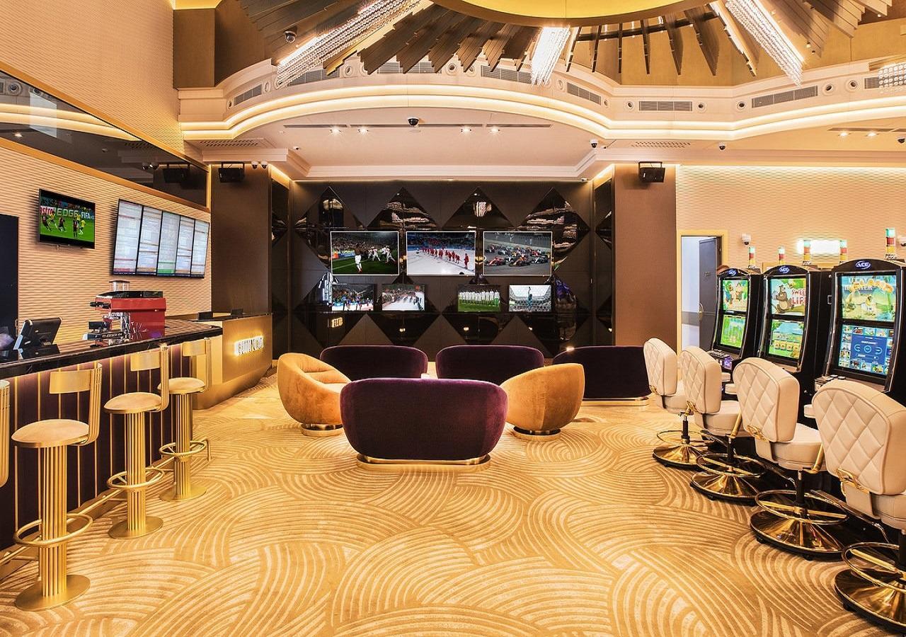 Euphoria Batumi Convention & Casino Hotel Luaran gambar Sportsbet.io Lounge at the Hong Kong International Convention and Exhibition Centre