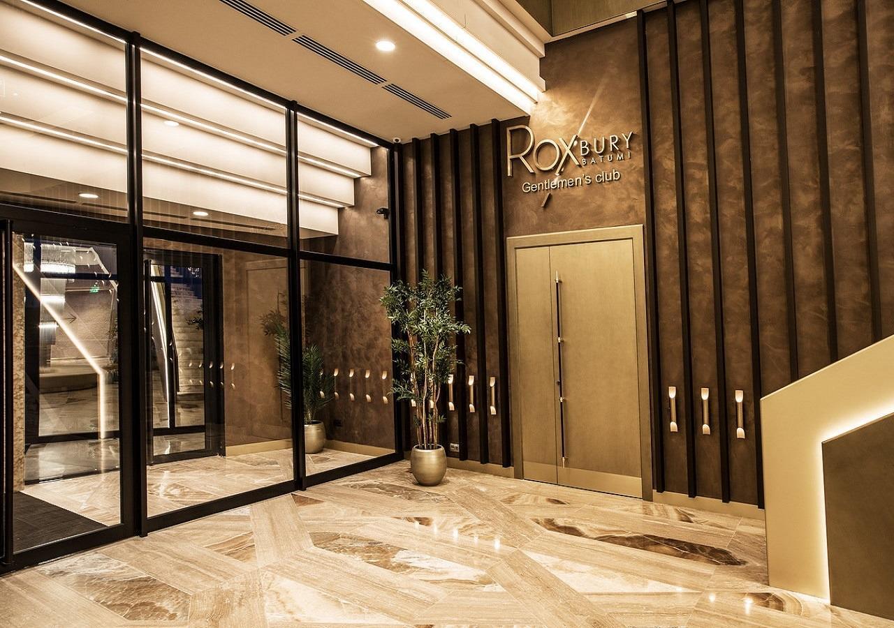 Euphoria Batumi Convention & Casino Hotel Luaran gambar Roxbury Hall