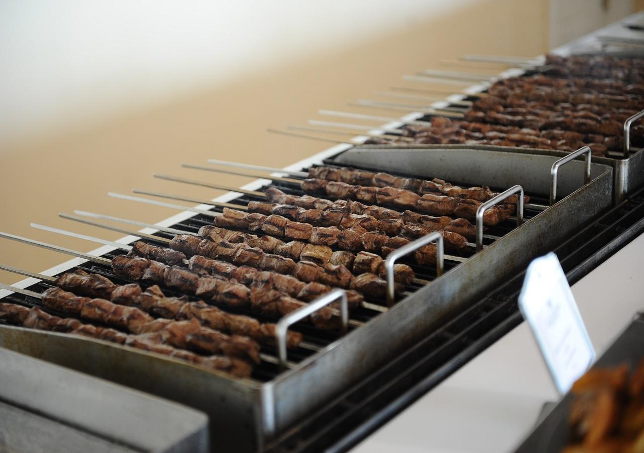 Euphoria Batumi Convention & Casino Hotel Luaran gambar Kabab